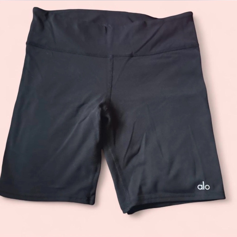 ALO Yoga High-Waist Black Bike Shorts